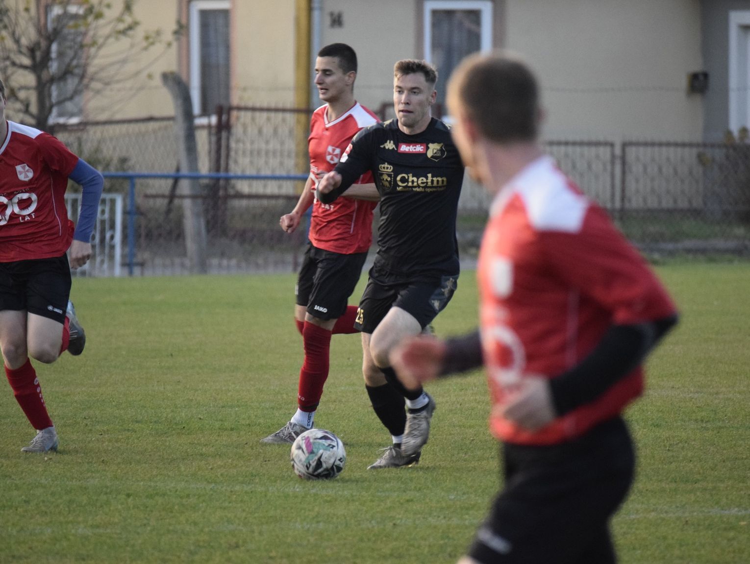 Wiadomości sportowe - Ruch Izbica zamyka podium chełmskiej klasy okręgowej