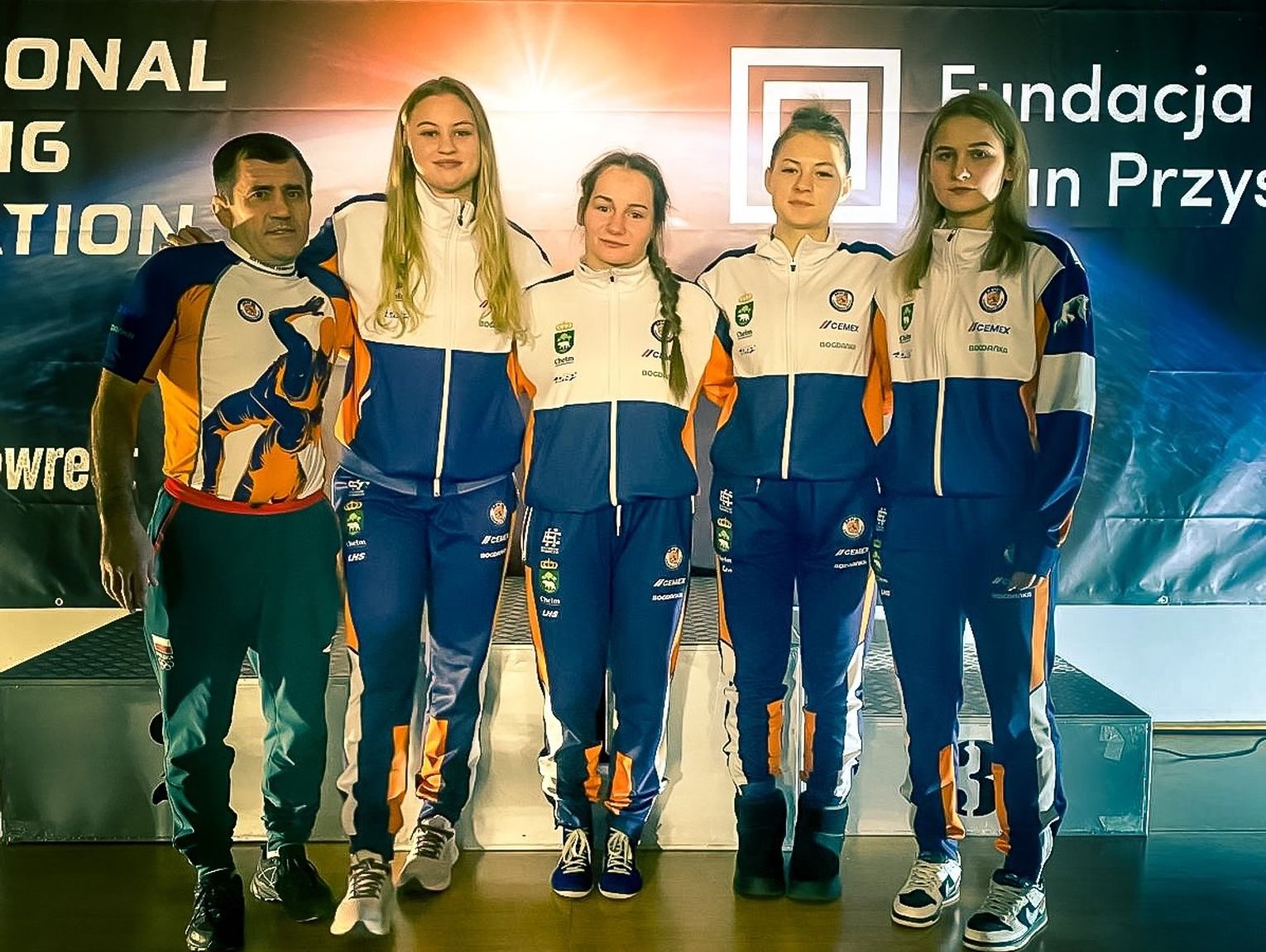 Wiadomości sportowe - zapaśniczki Cementu Gryfa z medalami w Warszawie