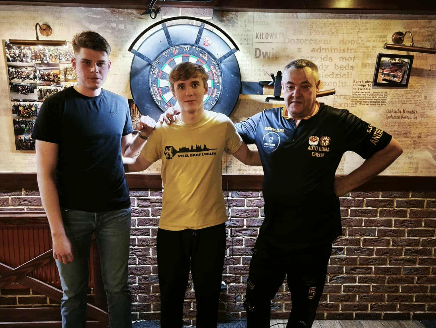 Wiadomości sportowe - zawodnicy Steel Dart Chełm walczą dalej