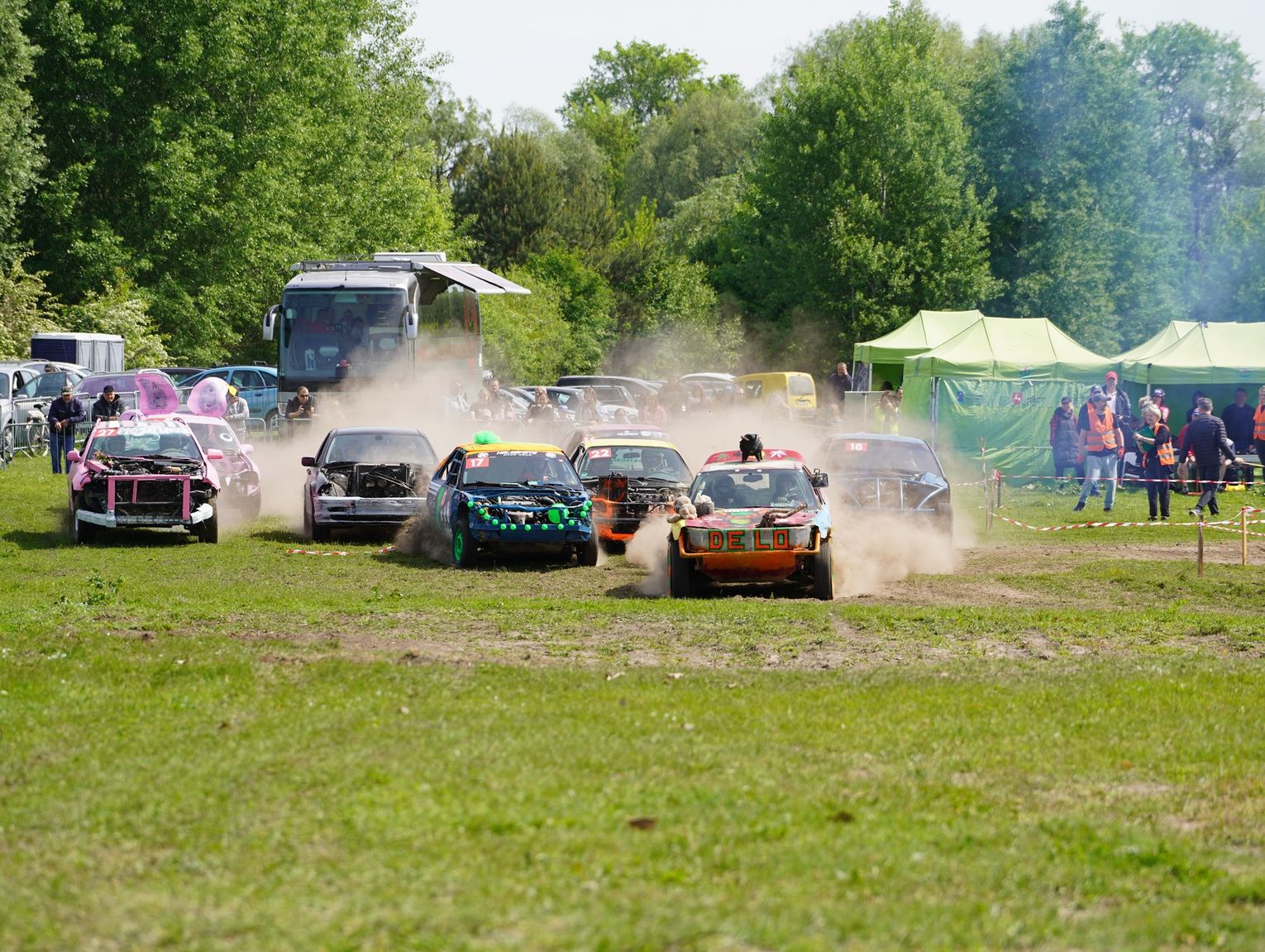 Wrak Race Włodawa. 8. edycja popularnego wyścigu na Błoniach w Orchówku
