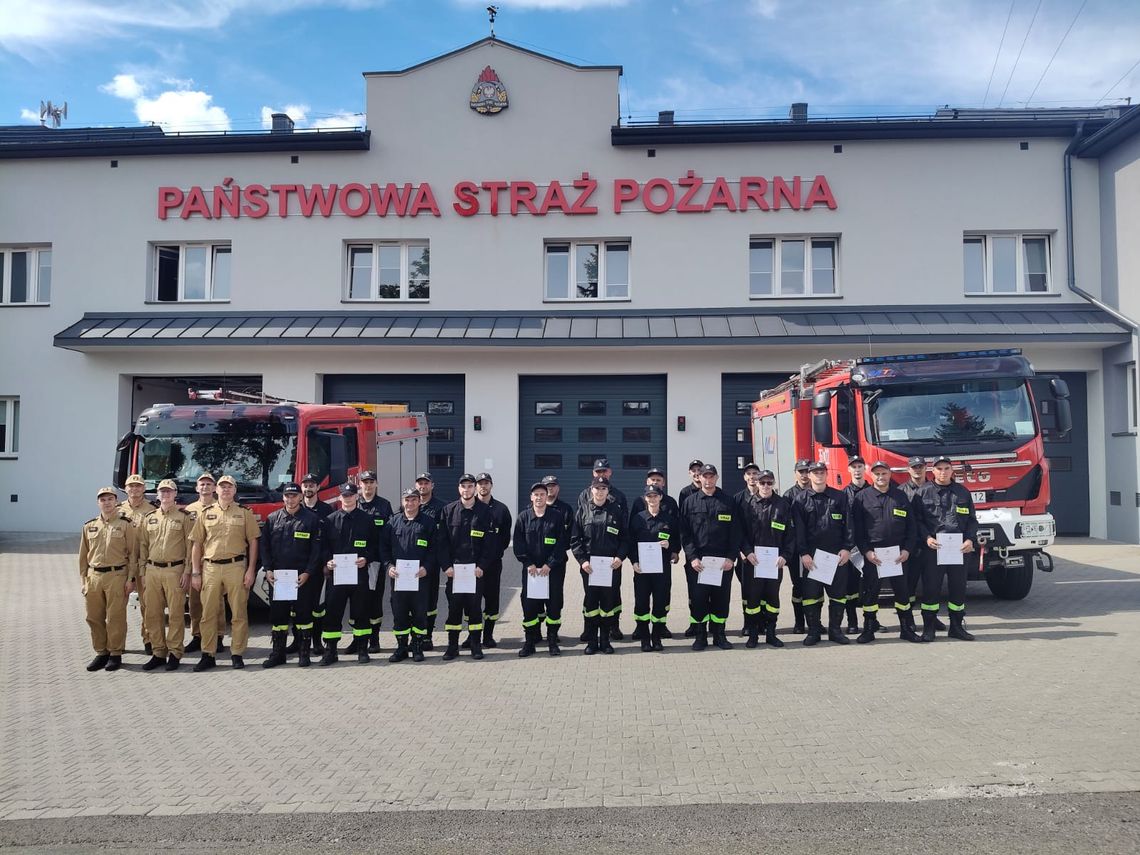 23 nowych strażaków-ratowników zasiliło szeregi OSP w powiecie chełmskim [ZDJĘCIA]