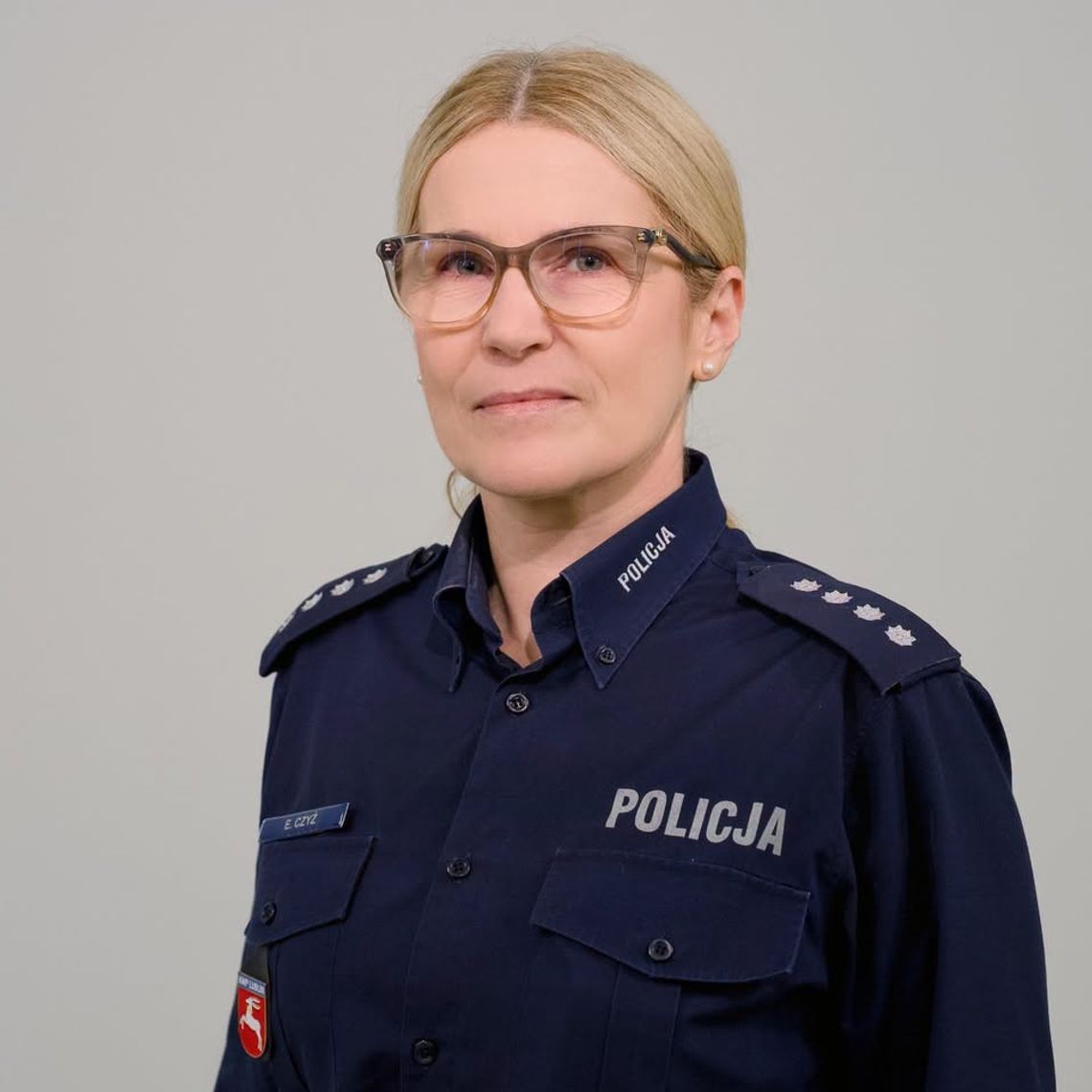 Audioportret 02.07 - Rzecz o bezpieczeństwie. Rozmowa z nadk. Ewą Czyż