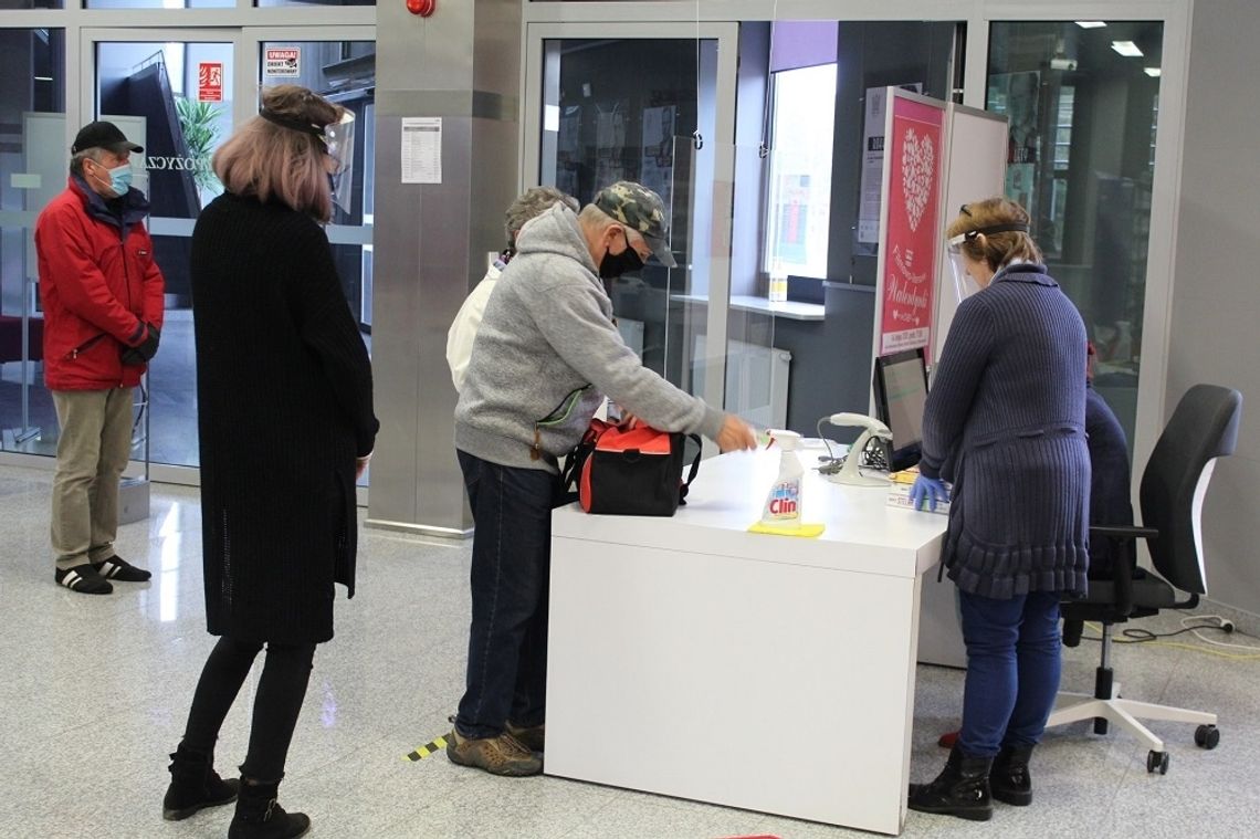 Biblioteki otwierają się na czytelników