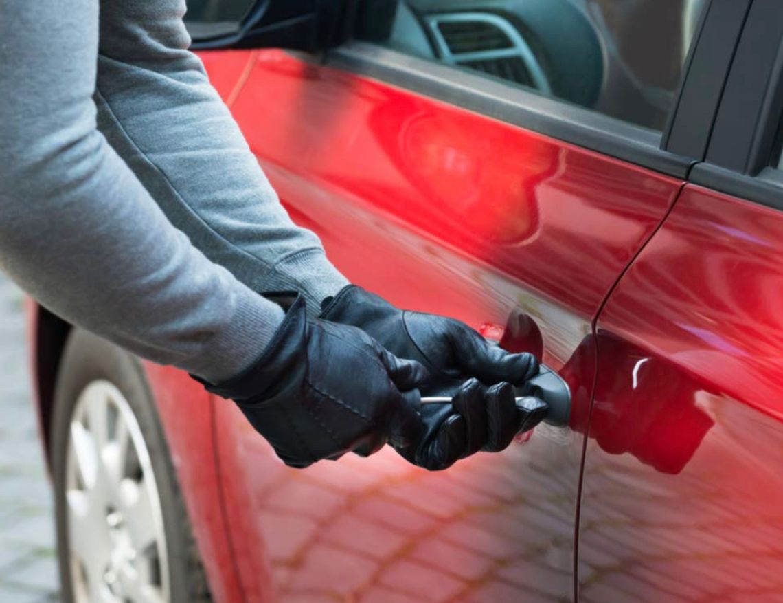Chełm: 17-latek i 20-latek odpowiedzą za kradzieże z włamaniem do samochodów