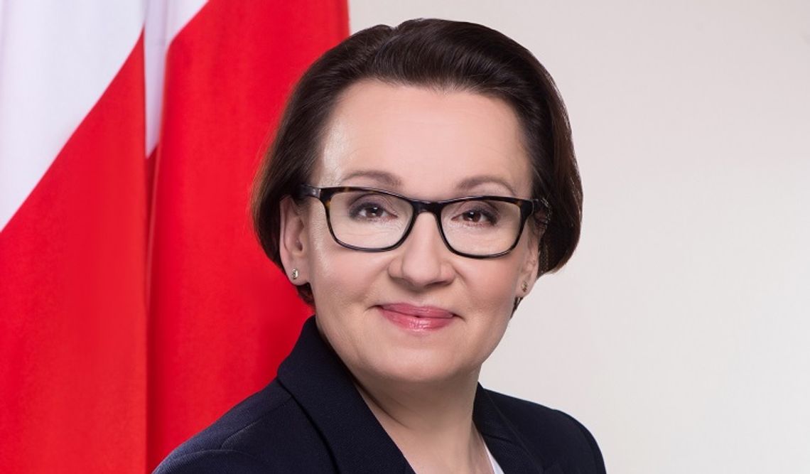 Chełm: Minister Anna Zalewska gościem konferencji w ZST