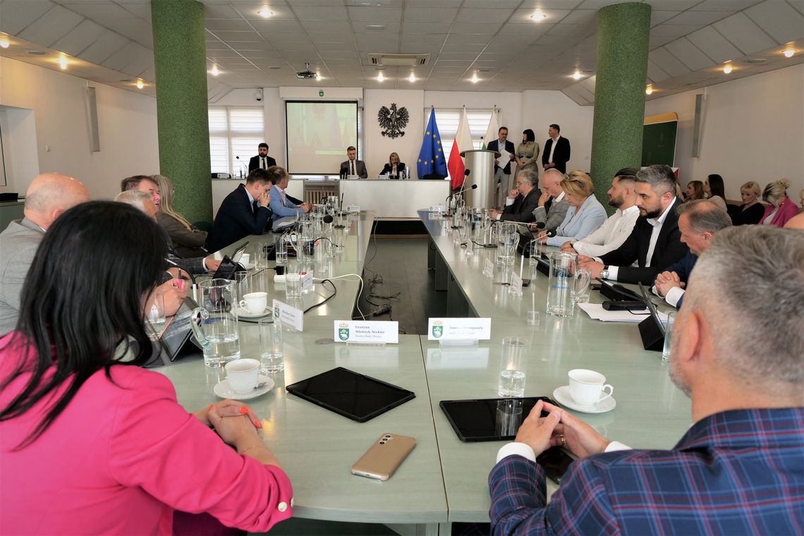 Chełm. Radni zdecydują o budżecie, zmianach w uchwale krajobrazowej i przygotowaniach do strefy płatnego parkowania