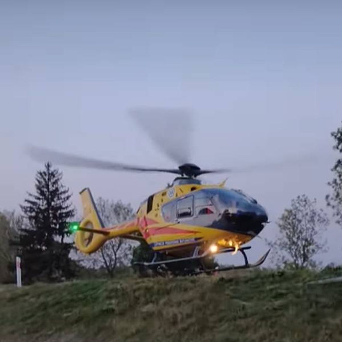 Gm. Stary Brus. Motocyklista stracił panowanie nad maszyną. Trafił do szpitala w ciężkim stanie