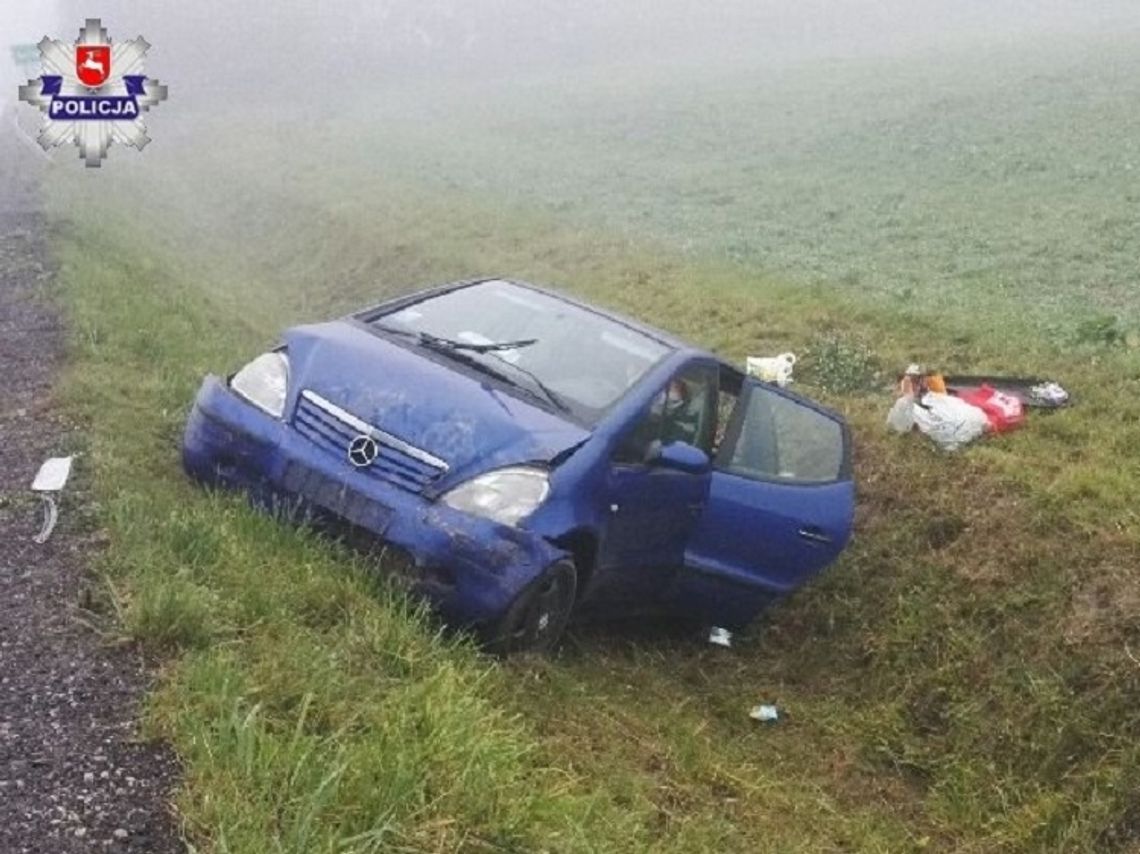 Krasnystaw: Samochód wypadł z drogi. Dwie osoby ranne.
