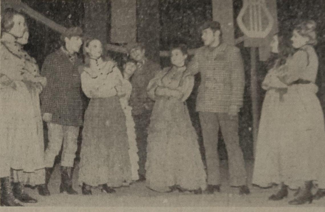 Zespół taneczny z klubu Niedźwiadek w 1971 roku