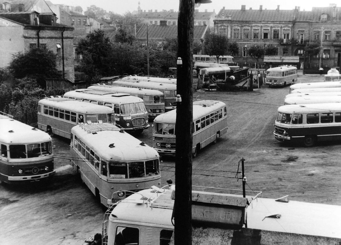 Kroniki miasta. Świetlane lata chełmskiego oddziału PKS. 97 linii autobusowych w 1971 roku