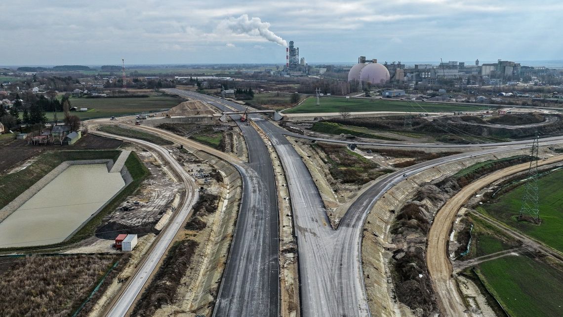 Obwodnica Chełma rośnie w szybkim tempie. Prace zaawansowane już w 60 procentach Obwodnica Chełma rośnie w szybkim tempie. Prace zaawansowane już w 60 procentach