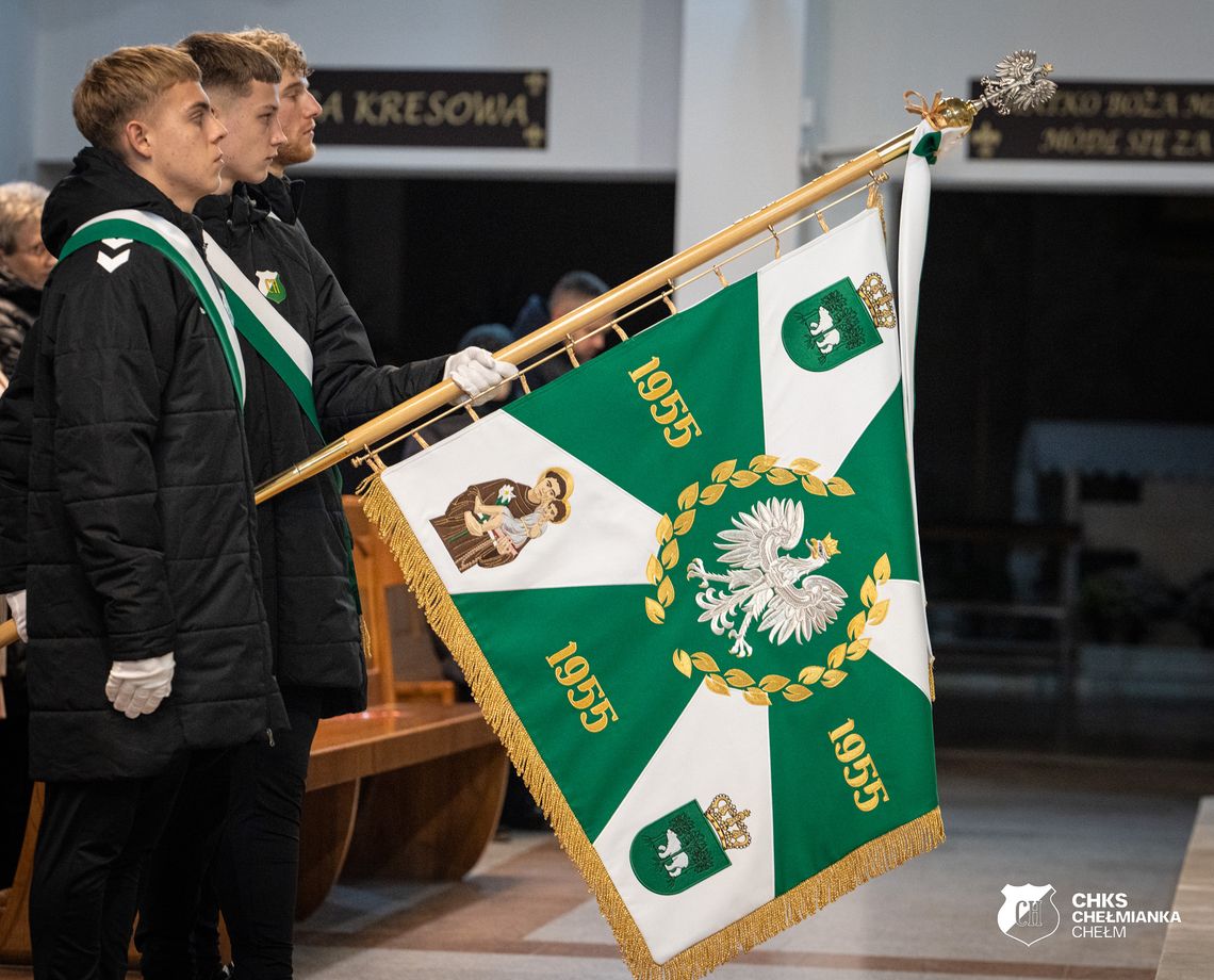 Poświęcenie sztandaru Chełmianki. Wzruszająca uroczystość z okazji 70-lecia klubu Poświęcenie sztandaru Chełmianki. Wzruszająca uroczystość z okazji 70-lecia klubu
