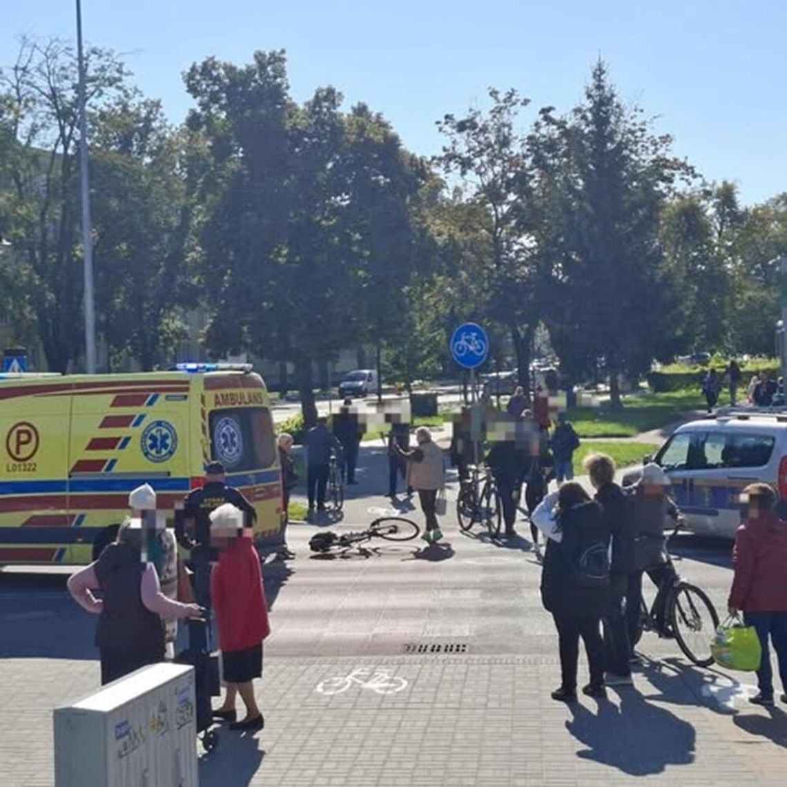 Potrącenie rowerzysty w Chełmie. Kierowca porzucił auto i uciekł. Szuka go policja Potrącenie rowerzysty w Chełmie. Kierowca porzucił auto i uciekł. Szuka go policja