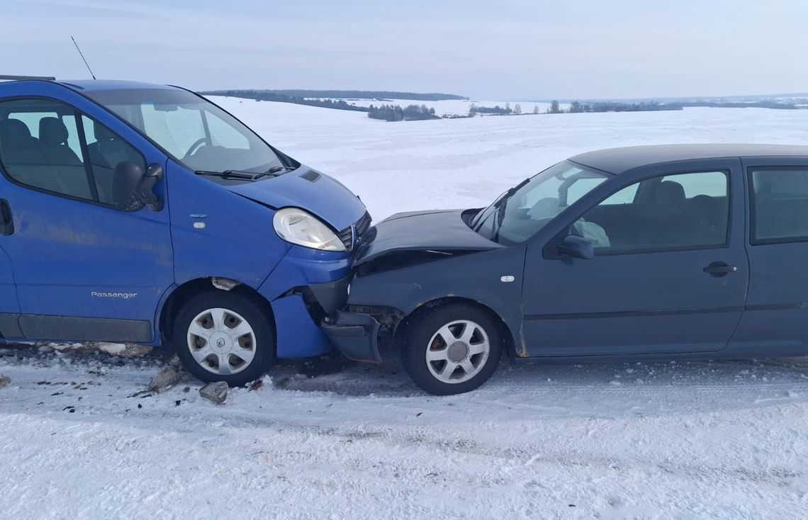 Pow. chełmski. Potrącenie nastolatka i czołowe zderzenie z busem