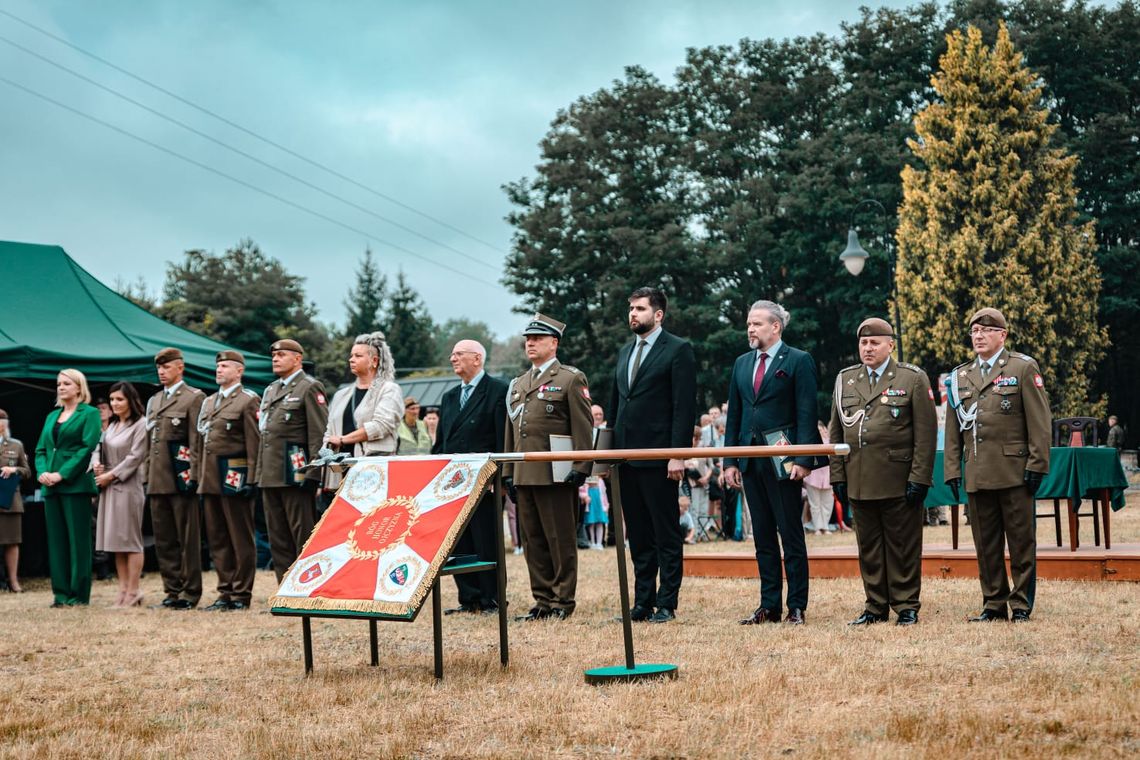 Sztandar dla 19 Nadbużańskiej Brygady Obrony Terytorialnej – symbol gotowości i służby