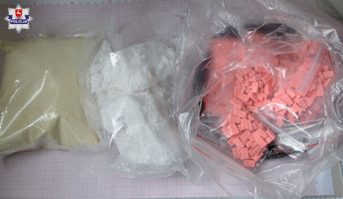 Tymczasowy areszt za pół tysiąca tabletek ecstasy i blisko kilogram narkotyków. 24-latkowi z Chełma grozi do 10 lat więzienia