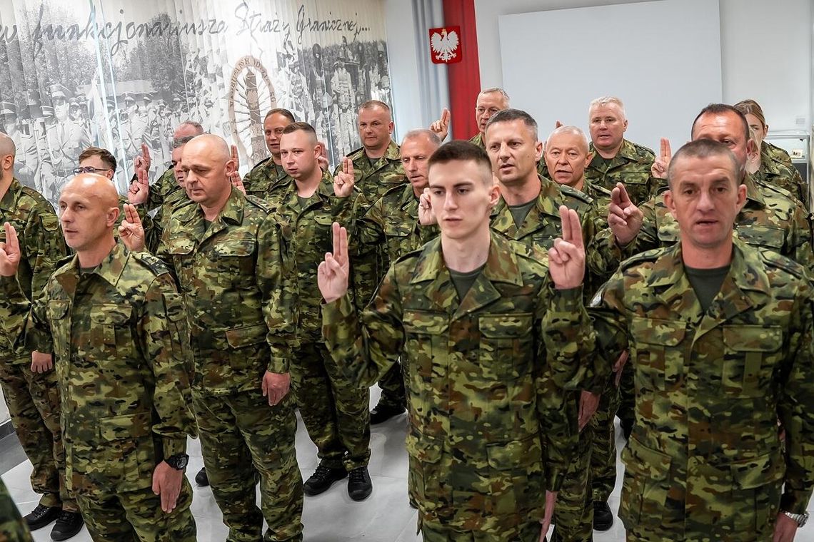 Wiadomości lokalne - nowi funkcjonariusze NOSG Wiadomości lokalne - nowi funkcjonariusze NOSG