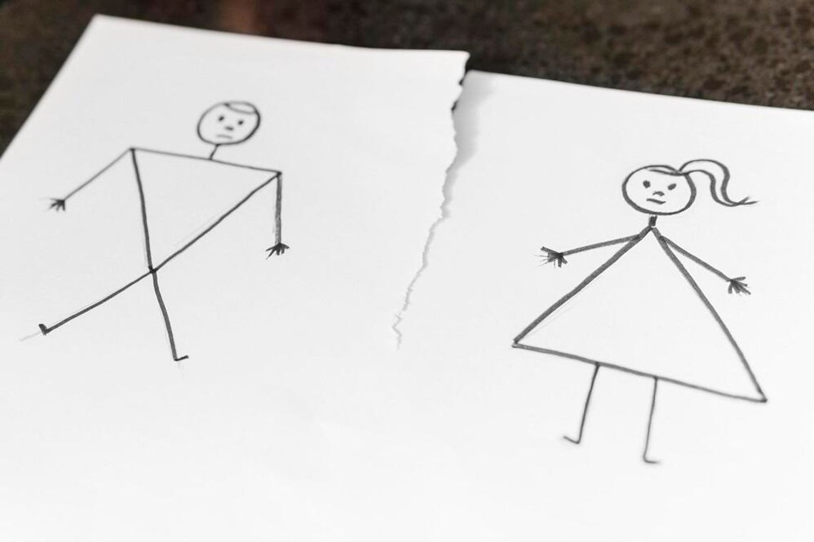 Związków małżeńskich co roku w Chełmie mniej, rozwodów przybywa.