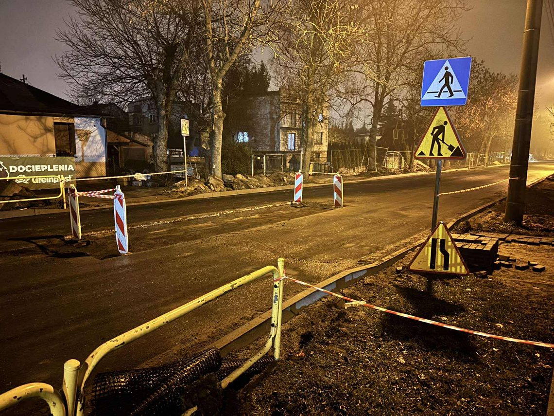 Remont ulicy w Chełmie trwa.