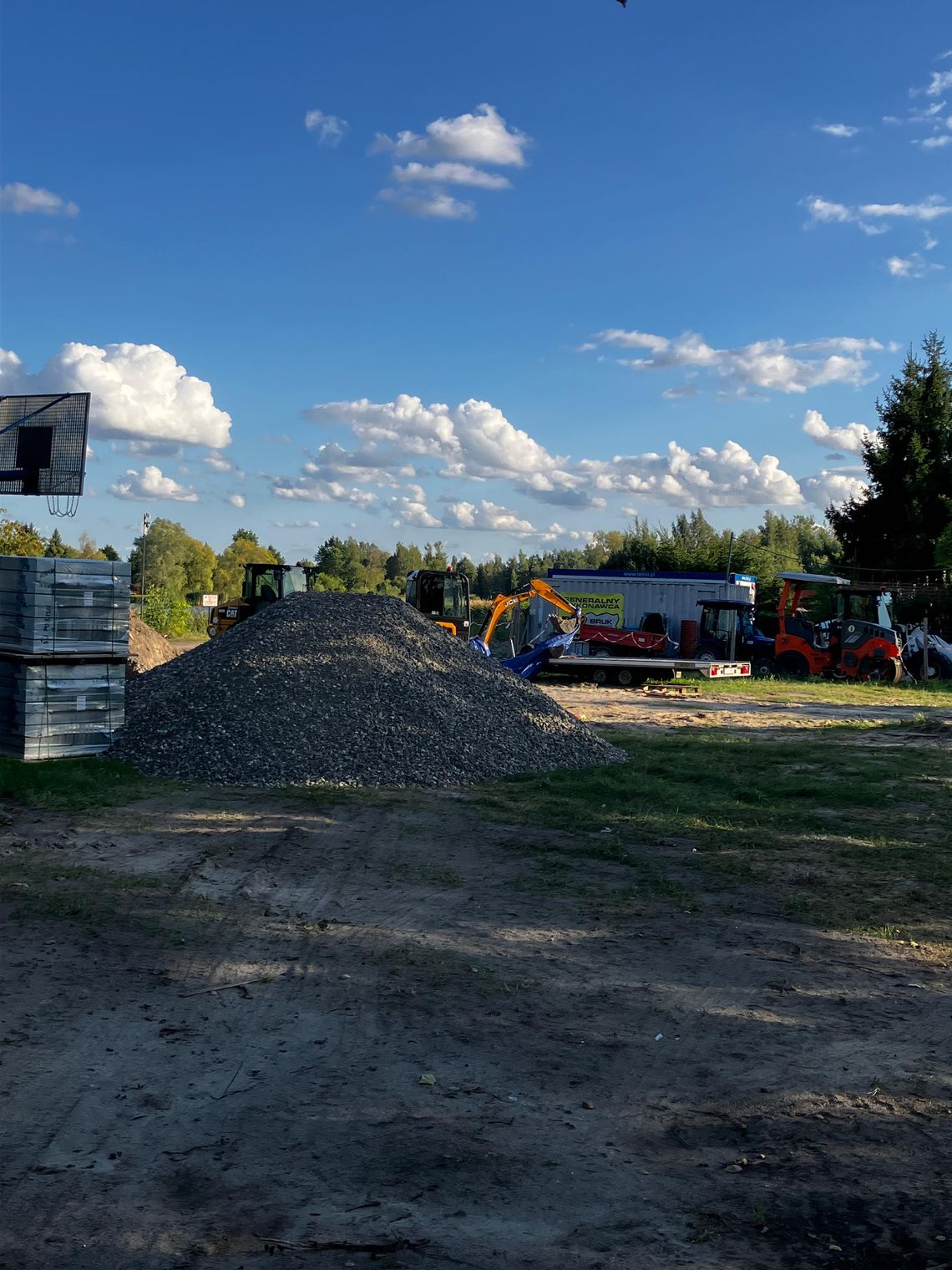 Wiadomości lokalne. Glinianki czekają na zmiany. Projekt zostanie skorygowany Wiadomości lokalne. Glinianki czekają na zmiany. Projekt zostanie skorygowany