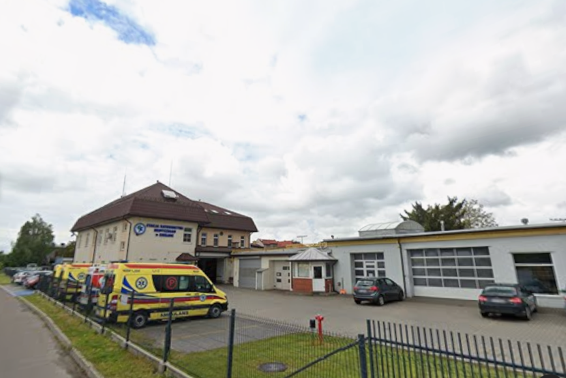 Wiadomości lokalne. Mural niezgody w Stacji Ratownictwa Medycznego w Chełmie. Debata o bezpieczeństwie w Urszulinie Wiadomości lokalne. Mural niezgody w Stacji Ratownictwa Medycznego w Chełmie. Debata o bezpieczeństwie w Urszulinie