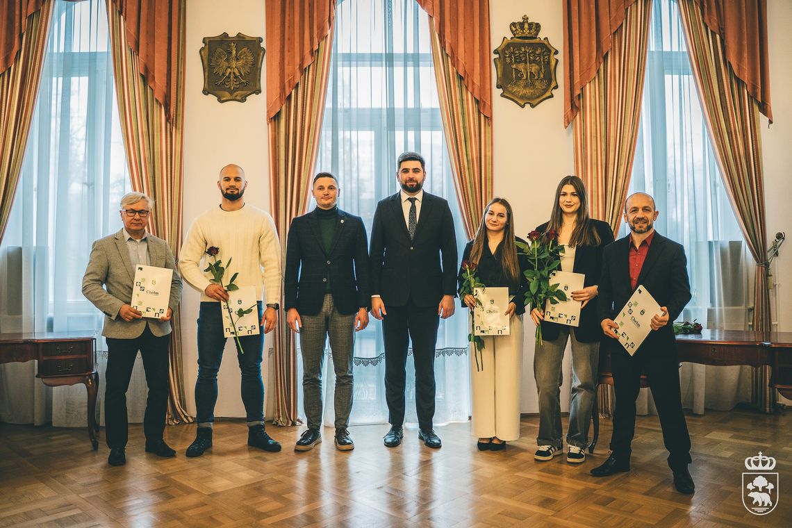 Wiadomości lokalne - Nagrody dla sportowców. Zasiłek pogrzebowy