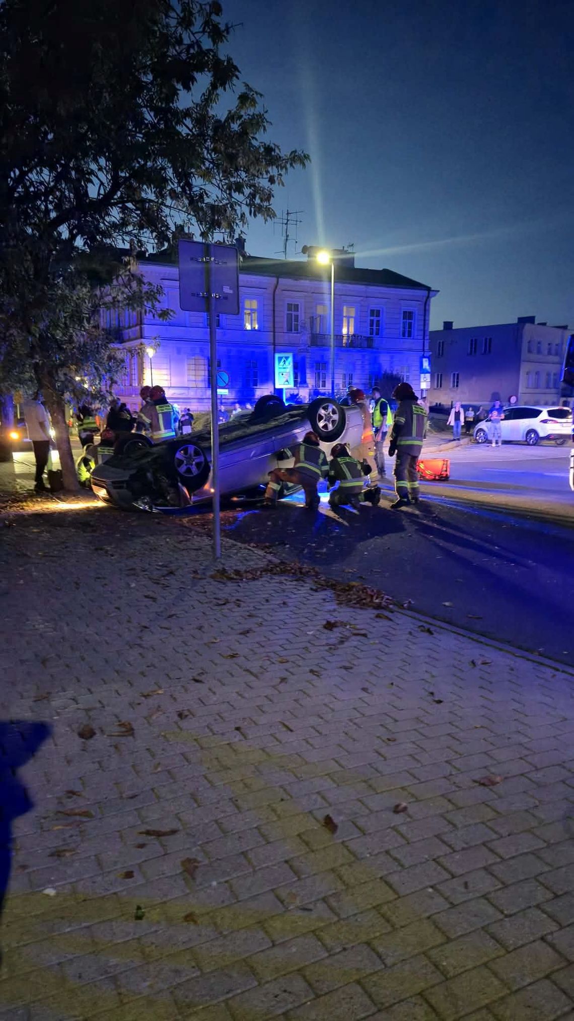 Wiadomości lokalne. Niejedna stłuczka i pijani kierowcy. Pół doby kolizji na chełmskich ulicach Wiadomości lokalne. Niejedna stłuczka i pijani kierowcy. Pół doby kolizji na chełmskich ulicach