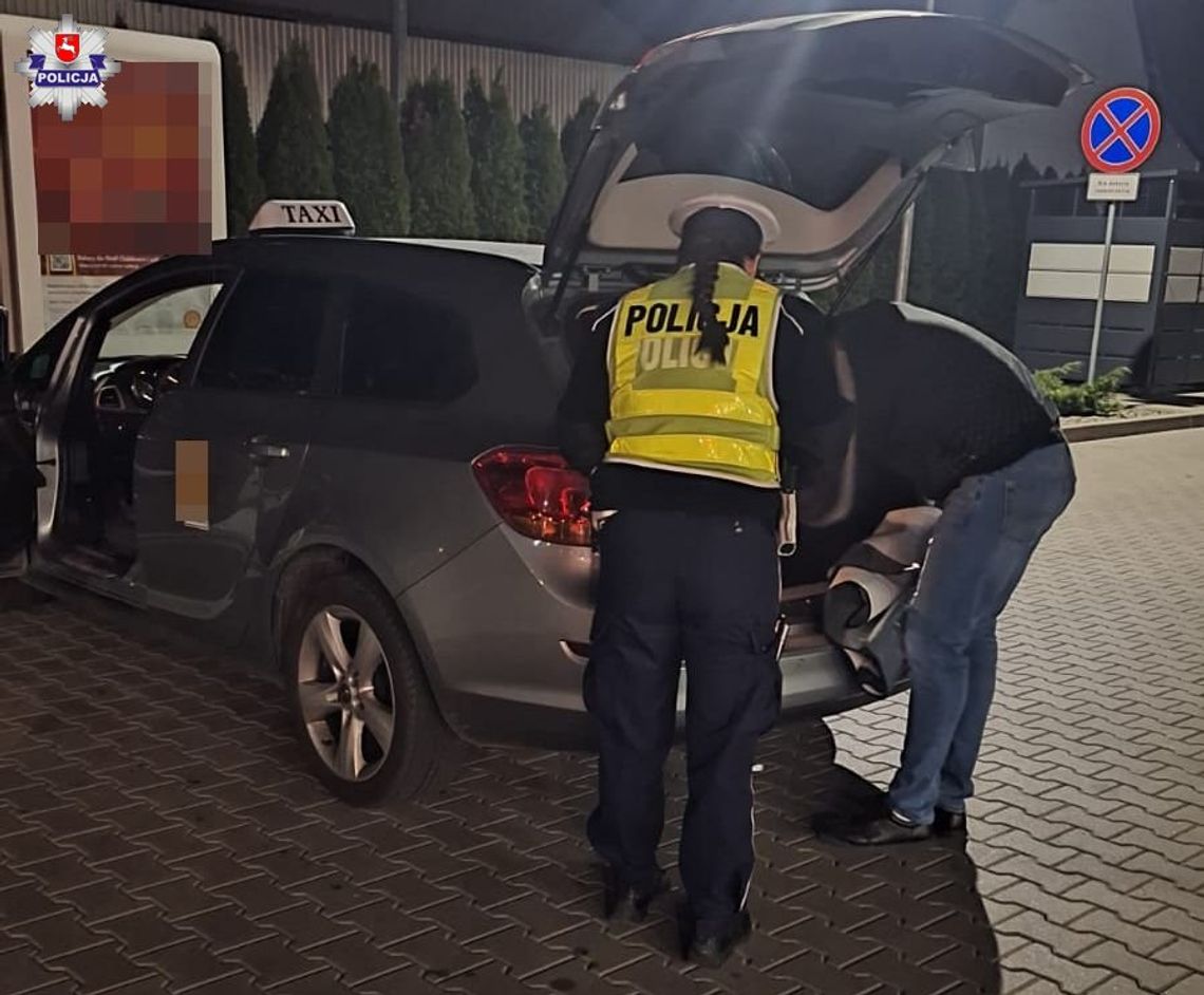 Wiadomości lokalne. Nocna kontrola taksówek w regionie. Dziesiątki wykroczeń i zatrzymane dowody Wiadomości lokalne. Nocna kontrola taksówek w regionie. Dziesiątki wykroczeń i zatrzymane dowody