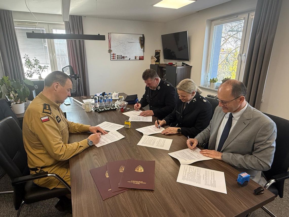 W Komendzie Miejskiej Państwowej Straży Pożarnej w Chełmie podpisano porozumienie, które otwiera drogę dla OSP Żalin do włączenia w struktury KSRG