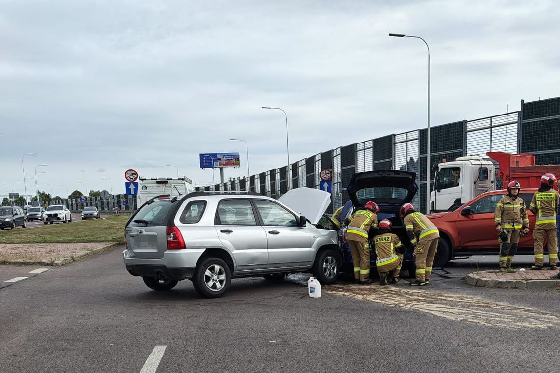 Wiadomości lokalne. Policjanci z Chełma świadkami kolizji. Natychmiast ruszyli do akcji