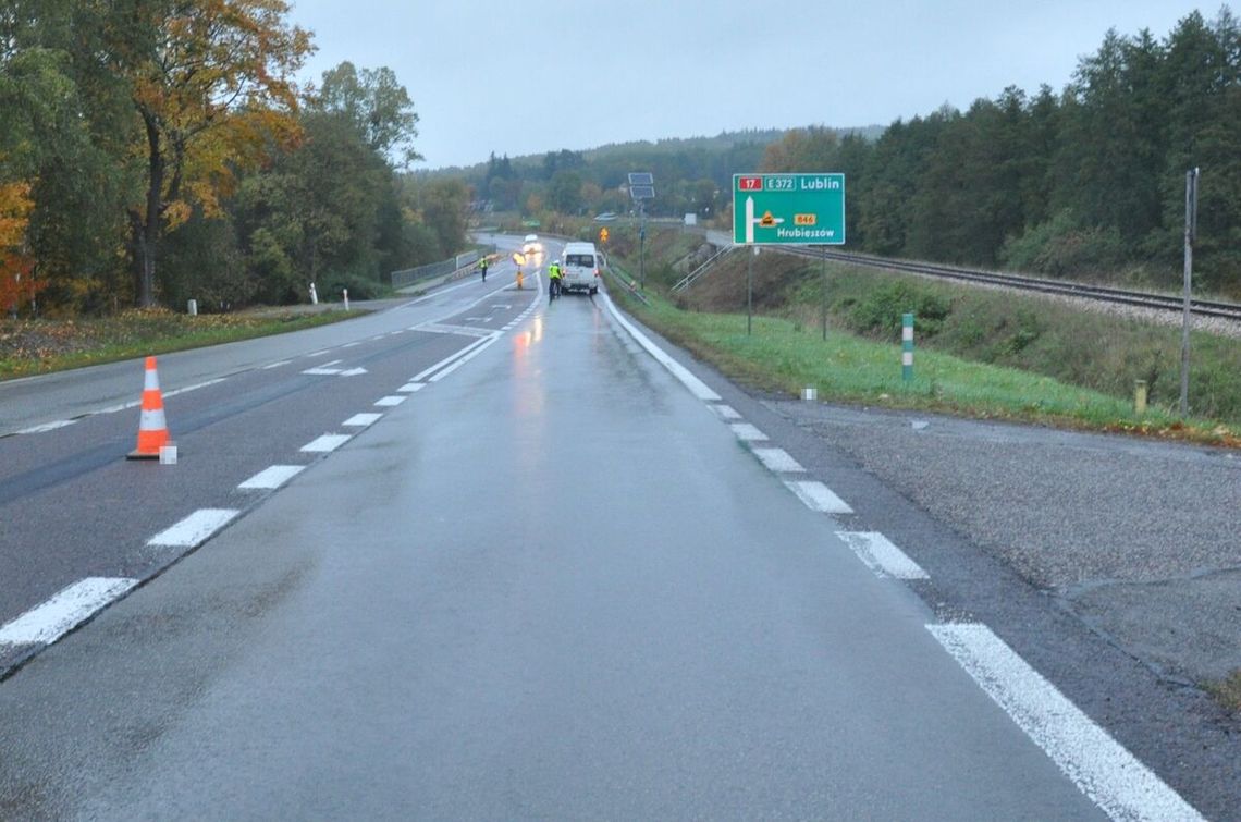 Wiadomości lokalne - Potrącenie pieszej na DK17 w Tuligłowach Potrącenie pieszej na DK17 w Tuligłowach.