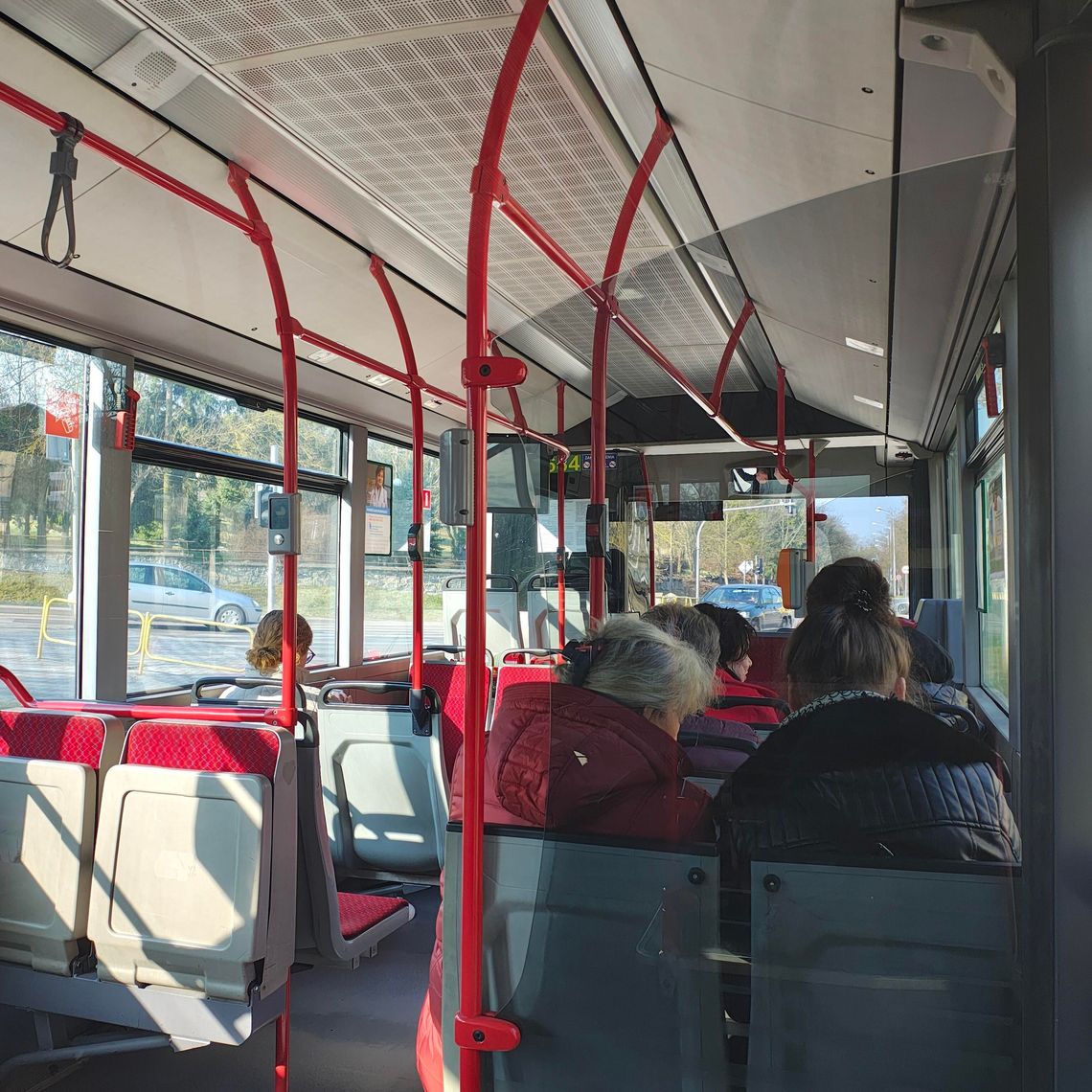 Wiadomości lokalne. Przewoźnicy zapłacą za postoje na przystankach? Projekt uchwały w Chełmie Wiadomości lokalne. Przewoźnicy zapłacą za postoje na przystankach? Projekt uchwały w Chełmie