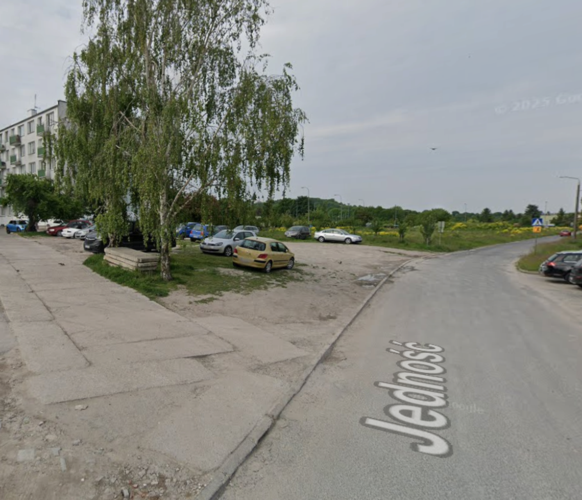 Wiadomości lokalne. Przy ulicy Jedność powstanie zielony parking. Jest przetarg Zdjęcie ilustracyjne