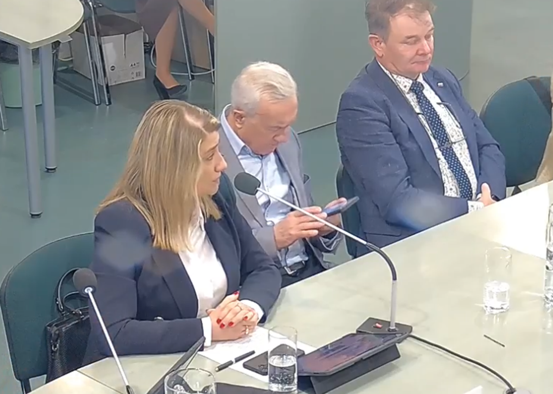 Wiadomości lokalne. Rada zatoczyła koło. Dorota Rybaczuk ponownie Przewodniczącą Rady Miasta Chełm