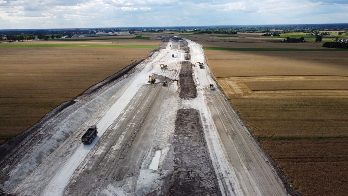 Wiadomości lokalne. S12 w budowie. Obwodnica Chełma ma być gotowa w przyszłym roku Wiadomości lokalne. S12 w budowie. Obwodnica Chełma ma być gotowa w przyszłym roku