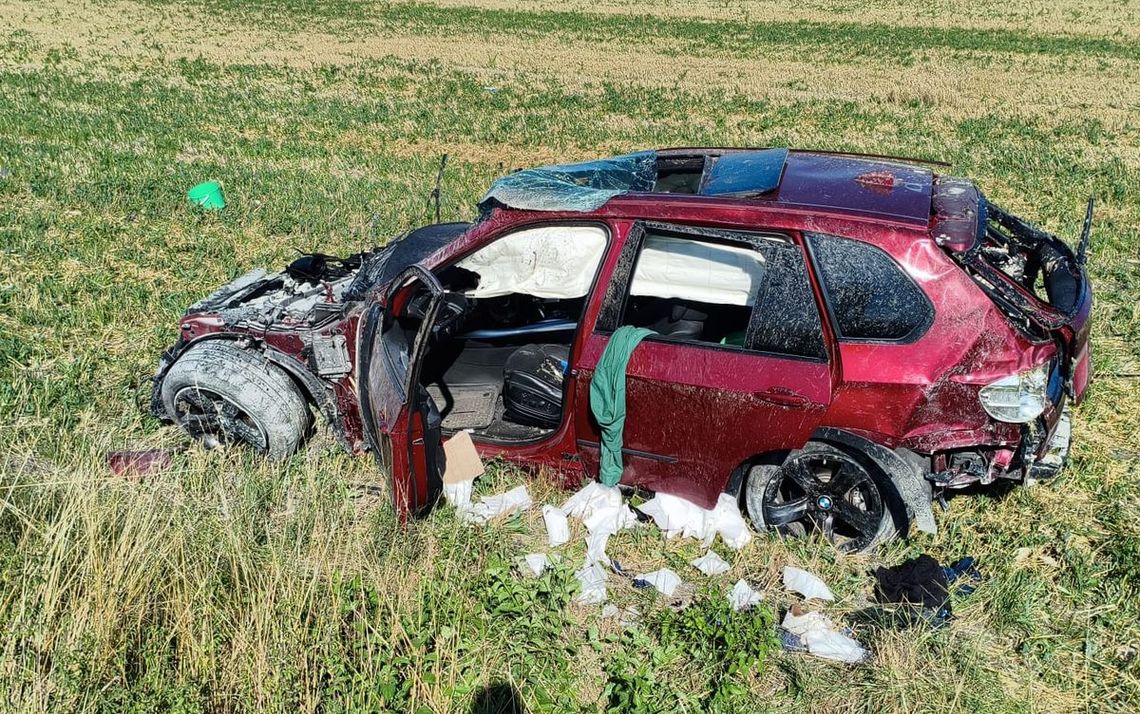 Wiadomości lokalne - Śmiertelny wypadek w miejscowości Krzywice Wczoraj po 15:00 służby ratunkowe otrzymały wezwanie do śmiertelnego wypadku w miejscowości Krzywice w gminie Chełm.