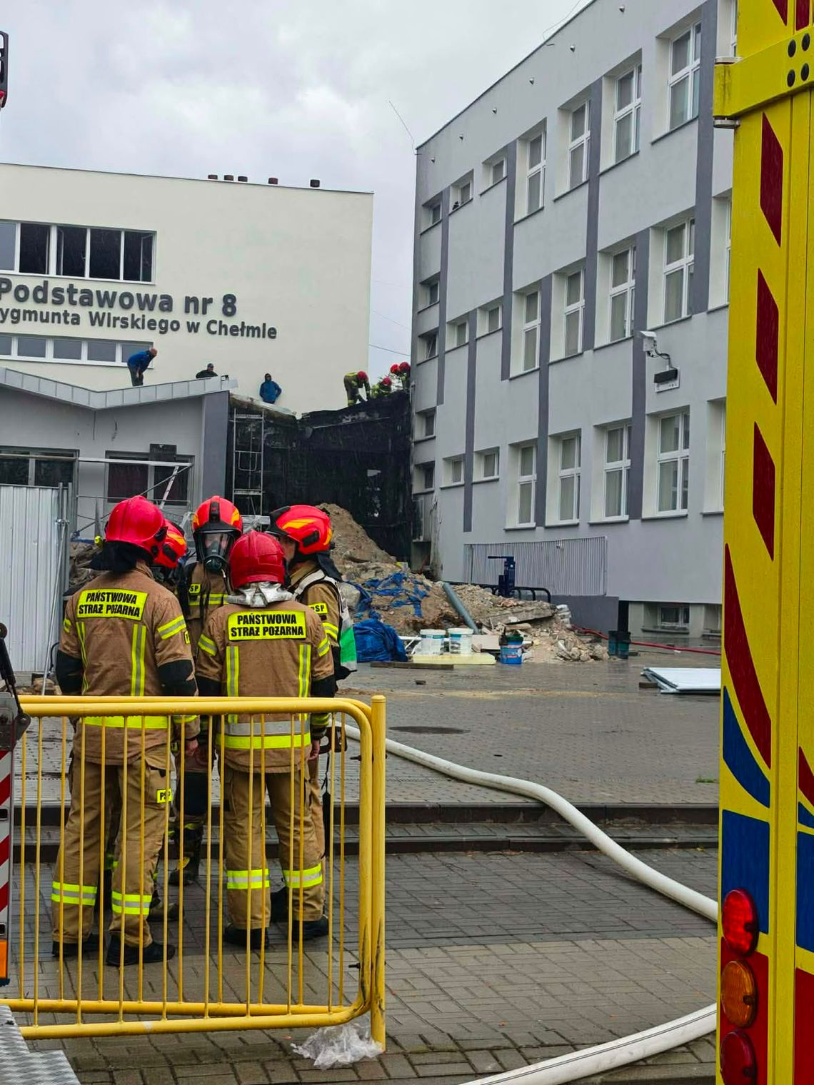 Wiadomości lokalne. Strażacy gasili pożar w chełmskiej „Ósemce”
