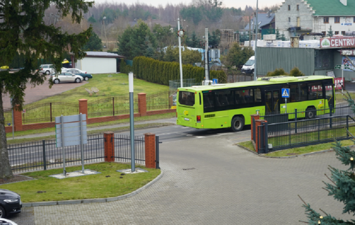 Wiadomości lokalne. Zaginiony Łotysz odnaleziony w Krasnymstawie. Gminne porozumienie komunikacyjne. ZUS przypomina o wakacjach składkowych