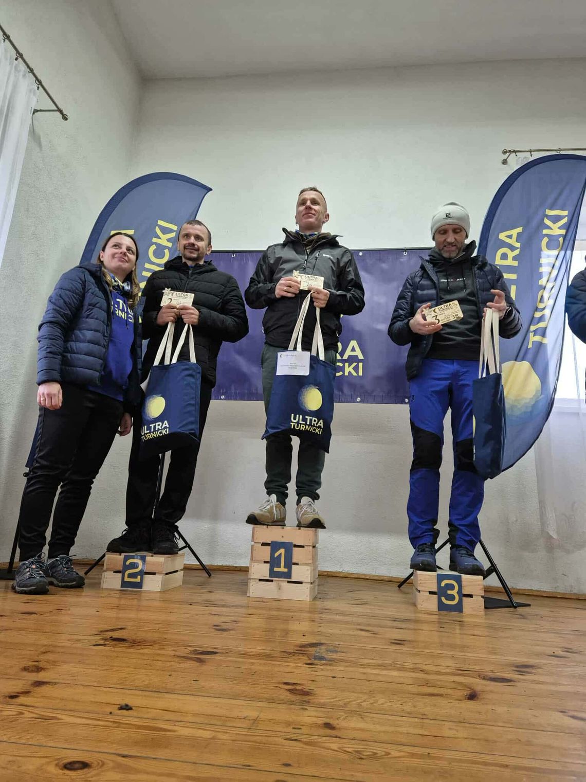 Wiadomości sportowe - biegacze Ruchu Izbica na podium Ultraturnickiego Sekcja biegowa Ruchu Izbica