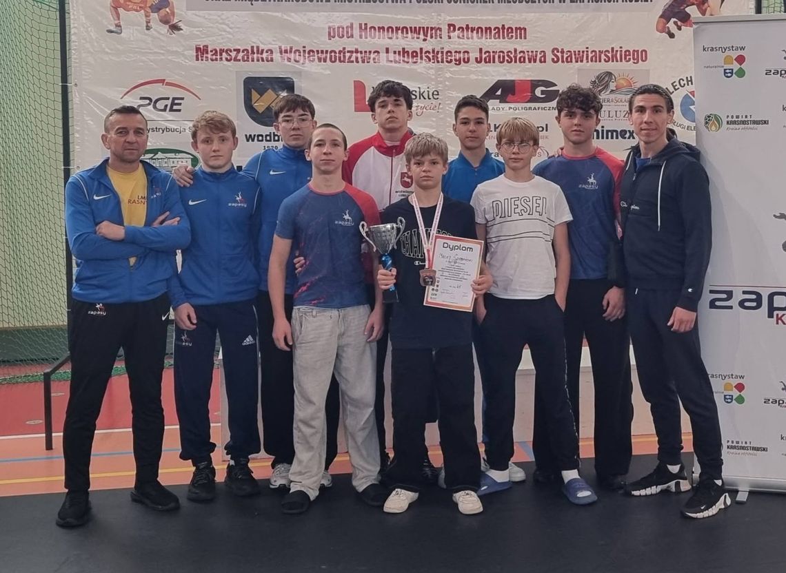 Wiadomości sportowe - brązowy medal zapaśników LMKS-u Krasnystaw Wiadomości sportowe - brązowy medal zapaśników LMKS-u Krasnystaw