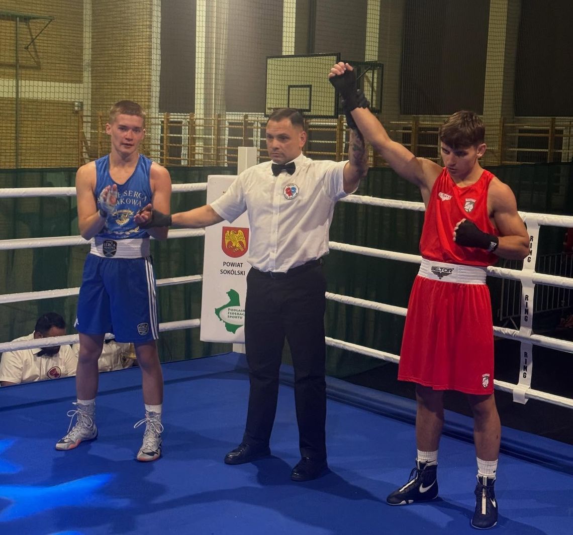 Wiadomości sportowe - medale zapaśniczków i zapaśniczek Cementu Gryfa Chełm w Kamieniu oraz Krakowie