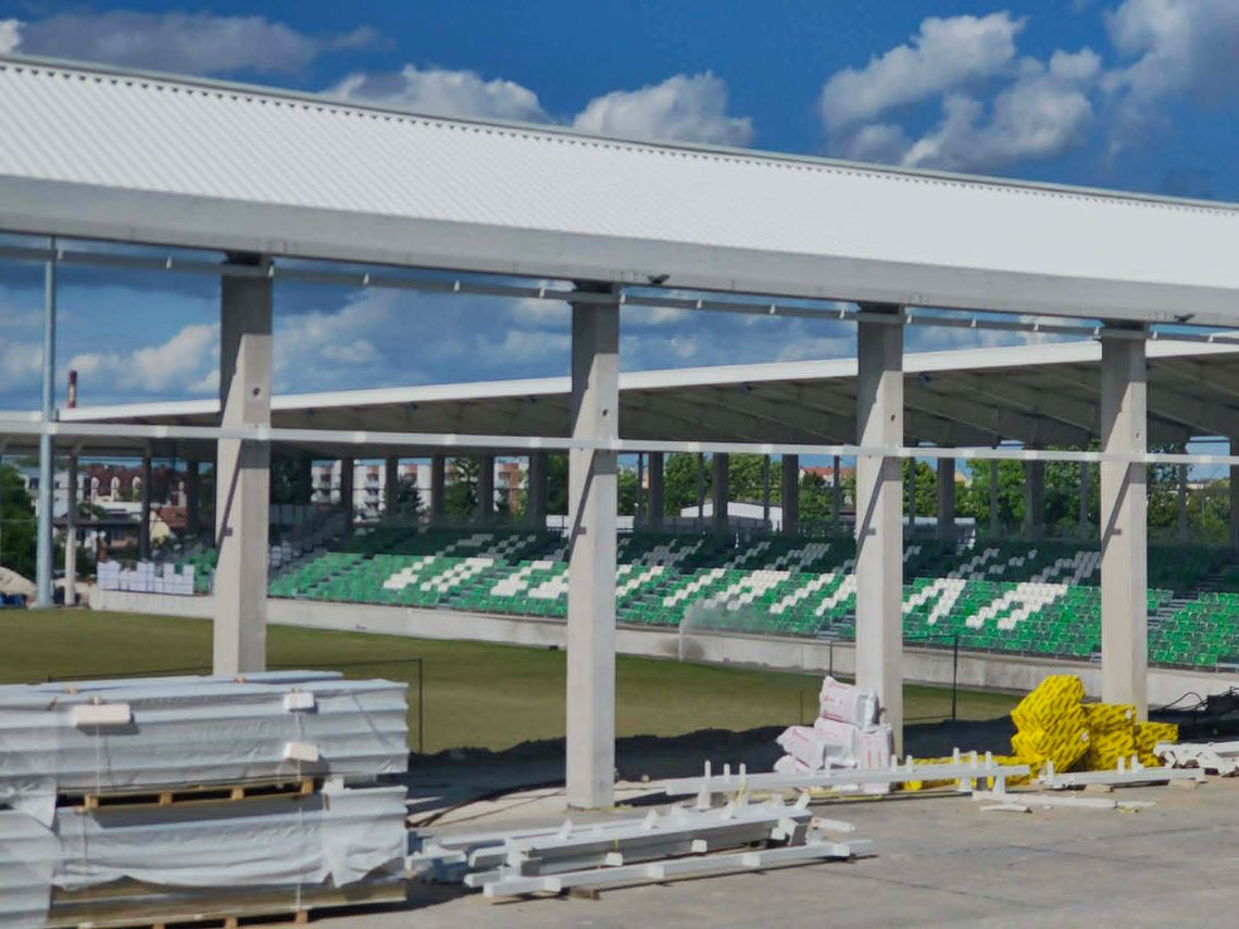 Wiadomości sportowe - stadion Chełmianki pnie się w górę Stadion Chełmianki Chełm
