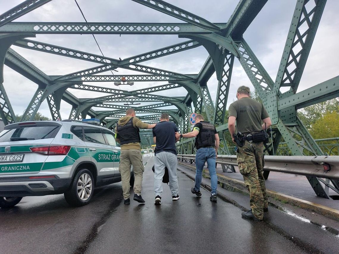 Widomości lokalne - Obywatel Ukrainy za kradzieże został wydalony z Polski Obywatel Ukrainy za kradzieże został wydalony z Polski.