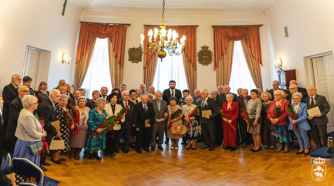 Złote i diamentowe gody. Te małżeństwa z Chełma przeżyły ze sobą tyle lat! [ZDJĘCIA, FILM]