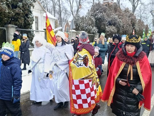 Orszak Trzech Króli w Rejowcu. Kolorowe świętowanie 6 stycznia