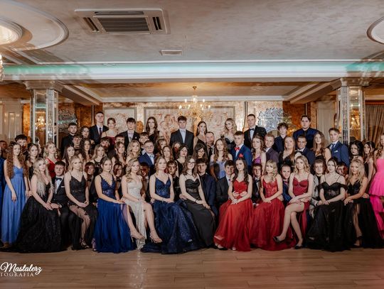 Studniówka II Liceum Ogólnokształcącego w Chełmie 2026 [GALERIA ZDJĘĆ]