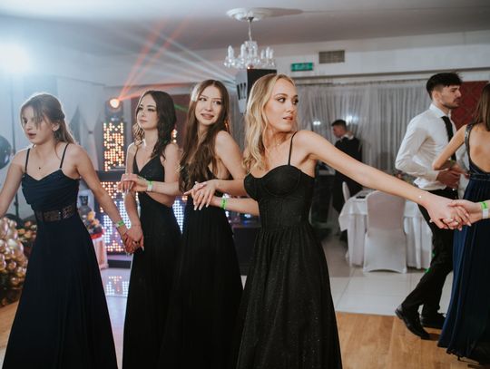 Studniówka I LO im. Władysława Jagiełły w Krasnymstawie [GALERIA ZDJĘĆ]