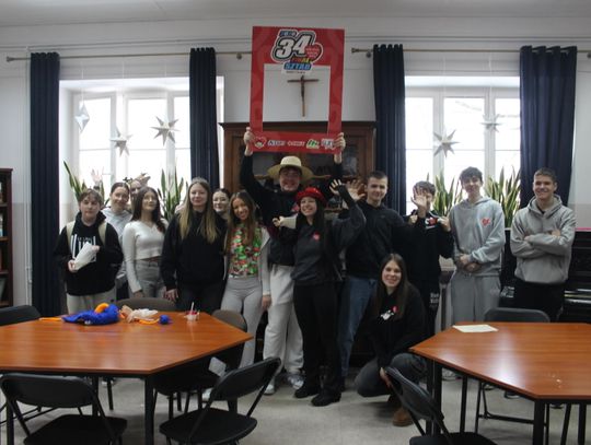 Kiermasz w IV LO na rzecz 34. finału WOŚP [GALERIA ZDJĘĆ]