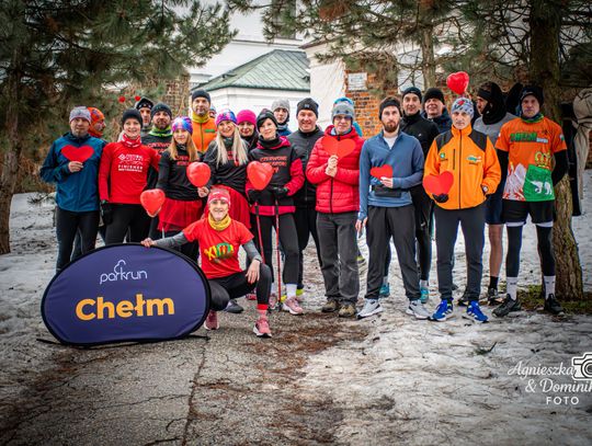 Biegacze uczcili Walentynki na sportowo [GALERIA ZDJĘĆ]