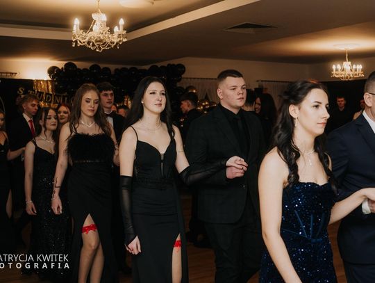 Studniówka uczniów Zespołu Szkół nr 2 im. Bartosza Głowackiego w Krasnymstawie 2026 [GALERIA ZDJĘĆ]